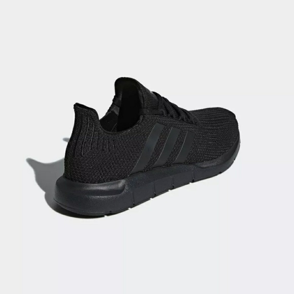 Adidas Swift Run Shoes - Picture 4 of 6